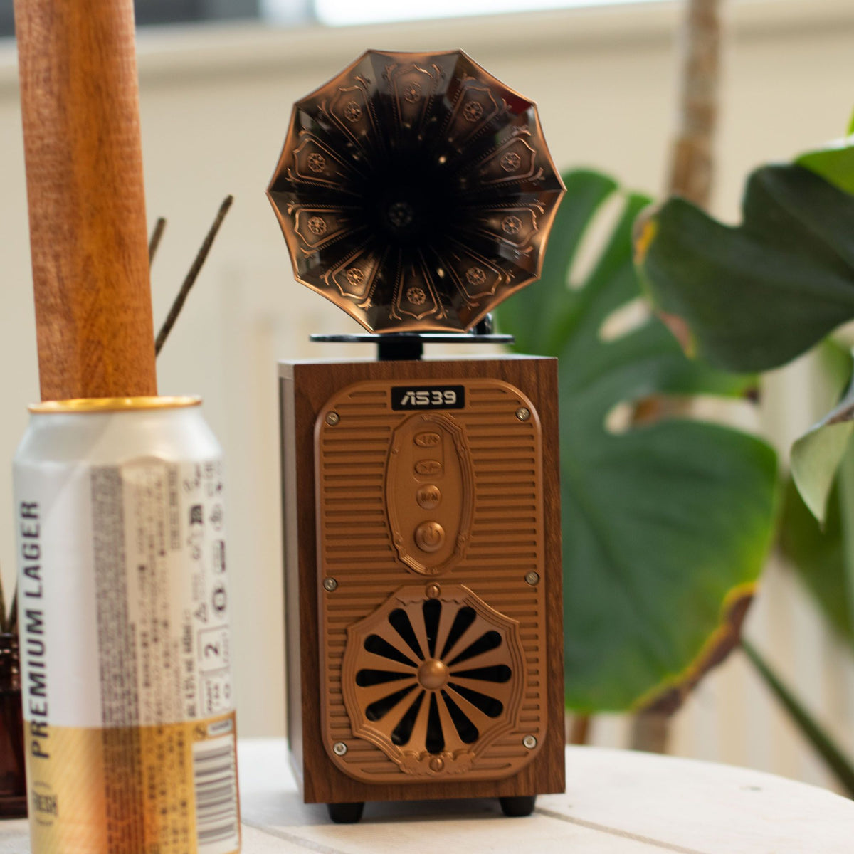 Retro Tall Gramophone Speaker- Bluetooth - 8 watt