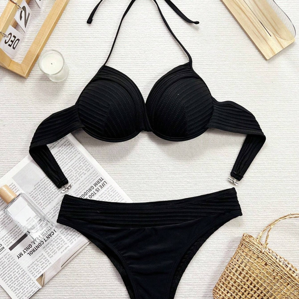 Vertical texture hanging neck bikini set