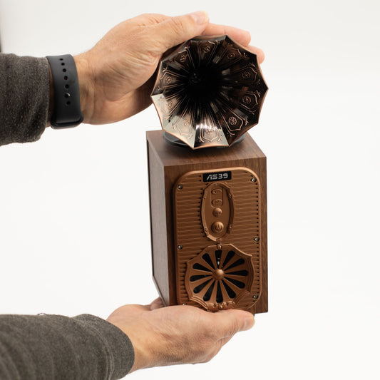 Retro Tall Gramophone Speaker- Bluetooth - 8 watt