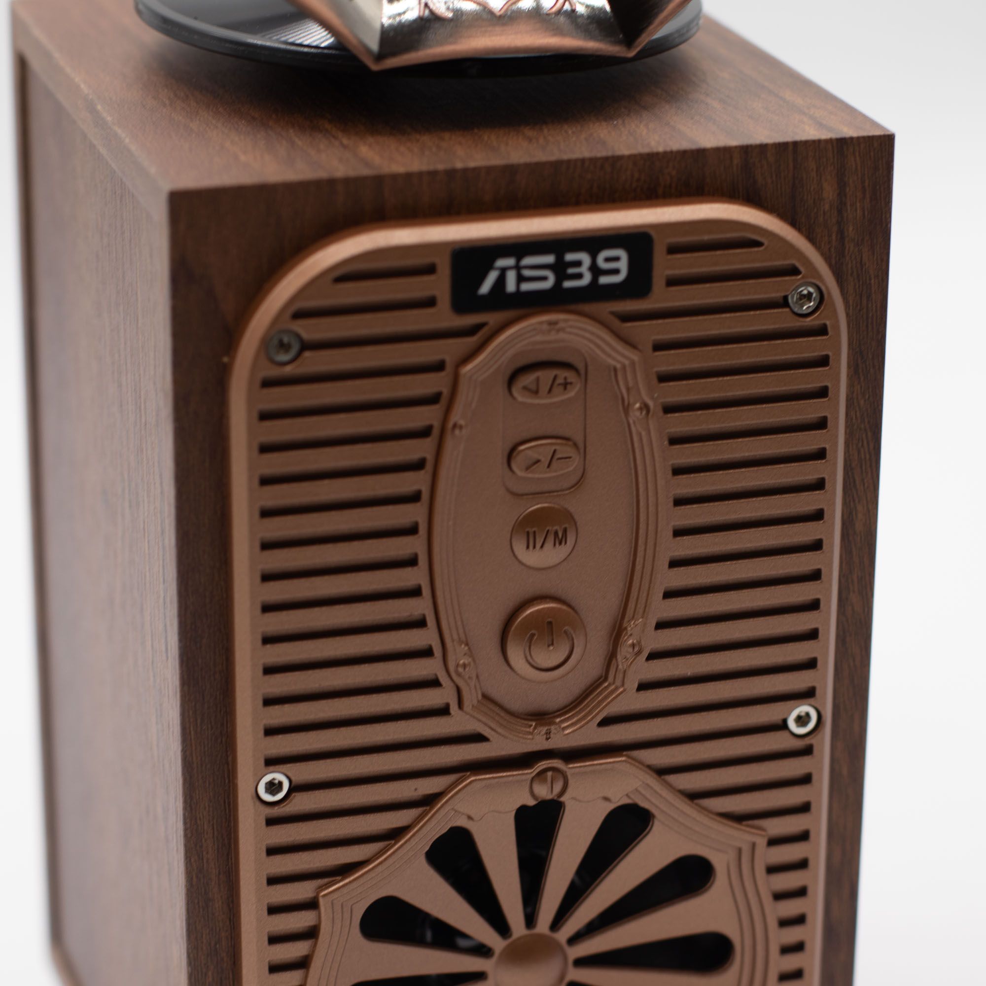 Retro Tall Gramophone Speaker- Bluetooth - 8 watt